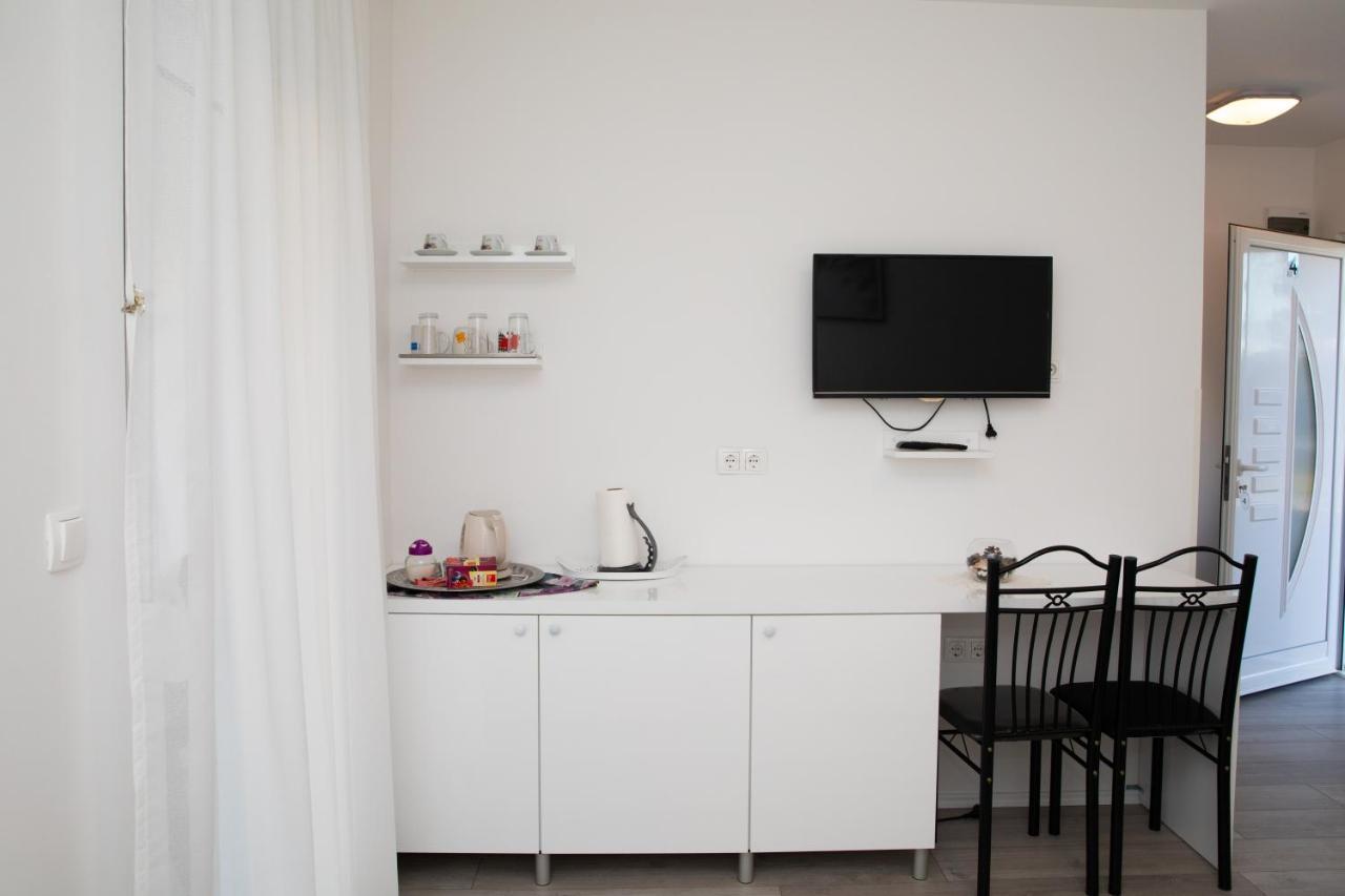 Apartment Kravica Liyubuşka Dış mekan fotoğraf