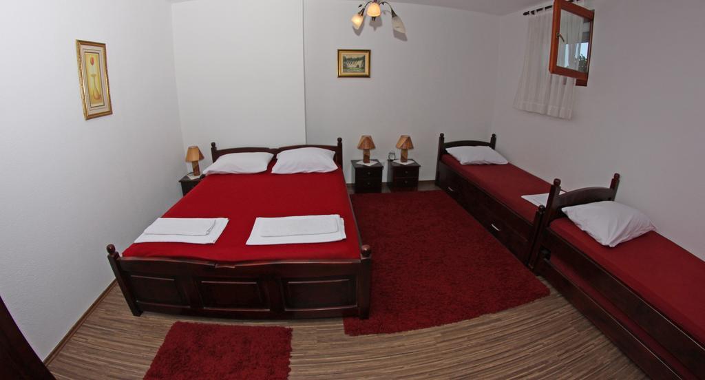 Apartment Kravica Liyubuşka Dış mekan fotoğraf
