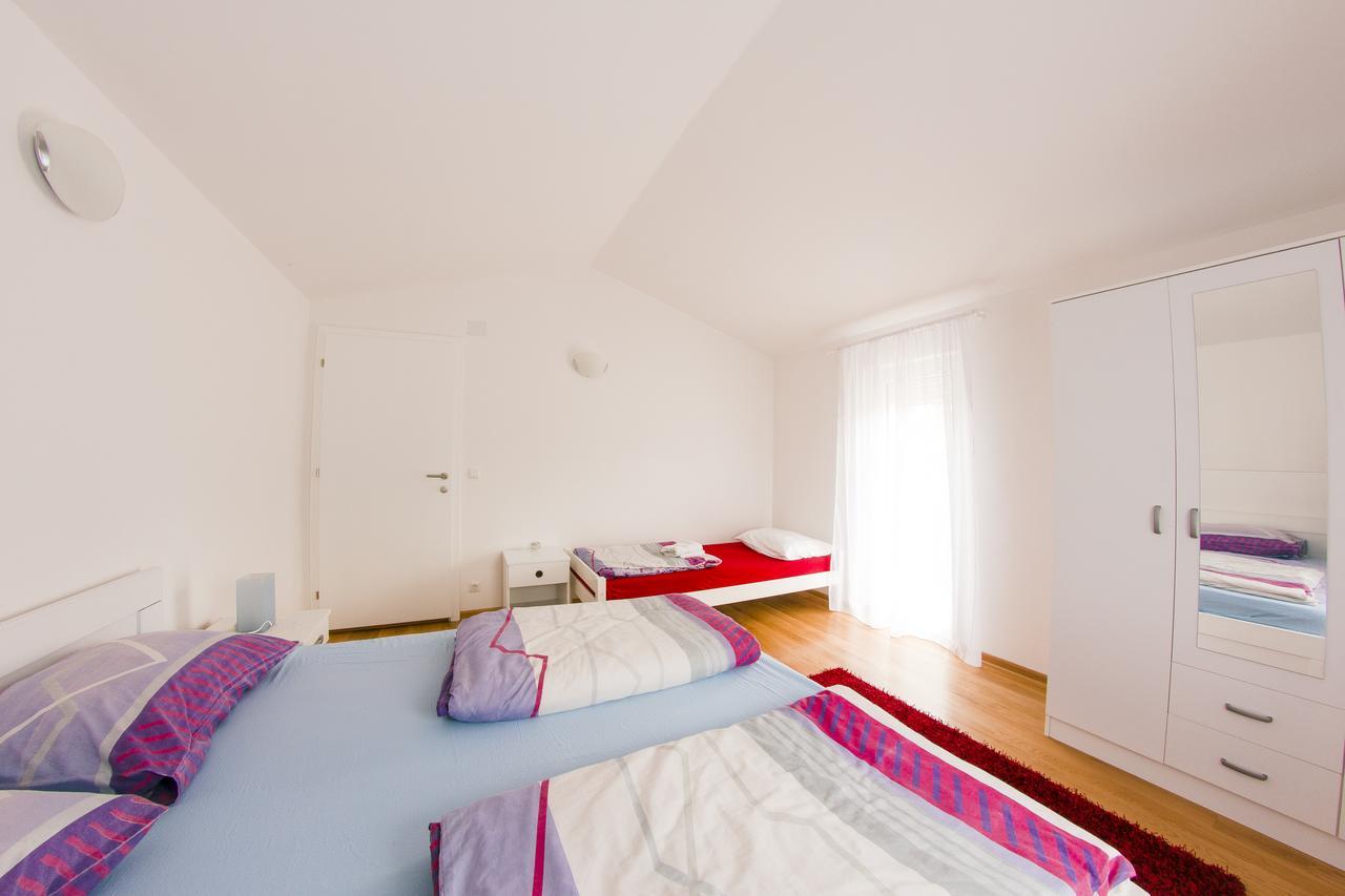 Apartment Kravica Liyubuşka Dış mekan fotoğraf